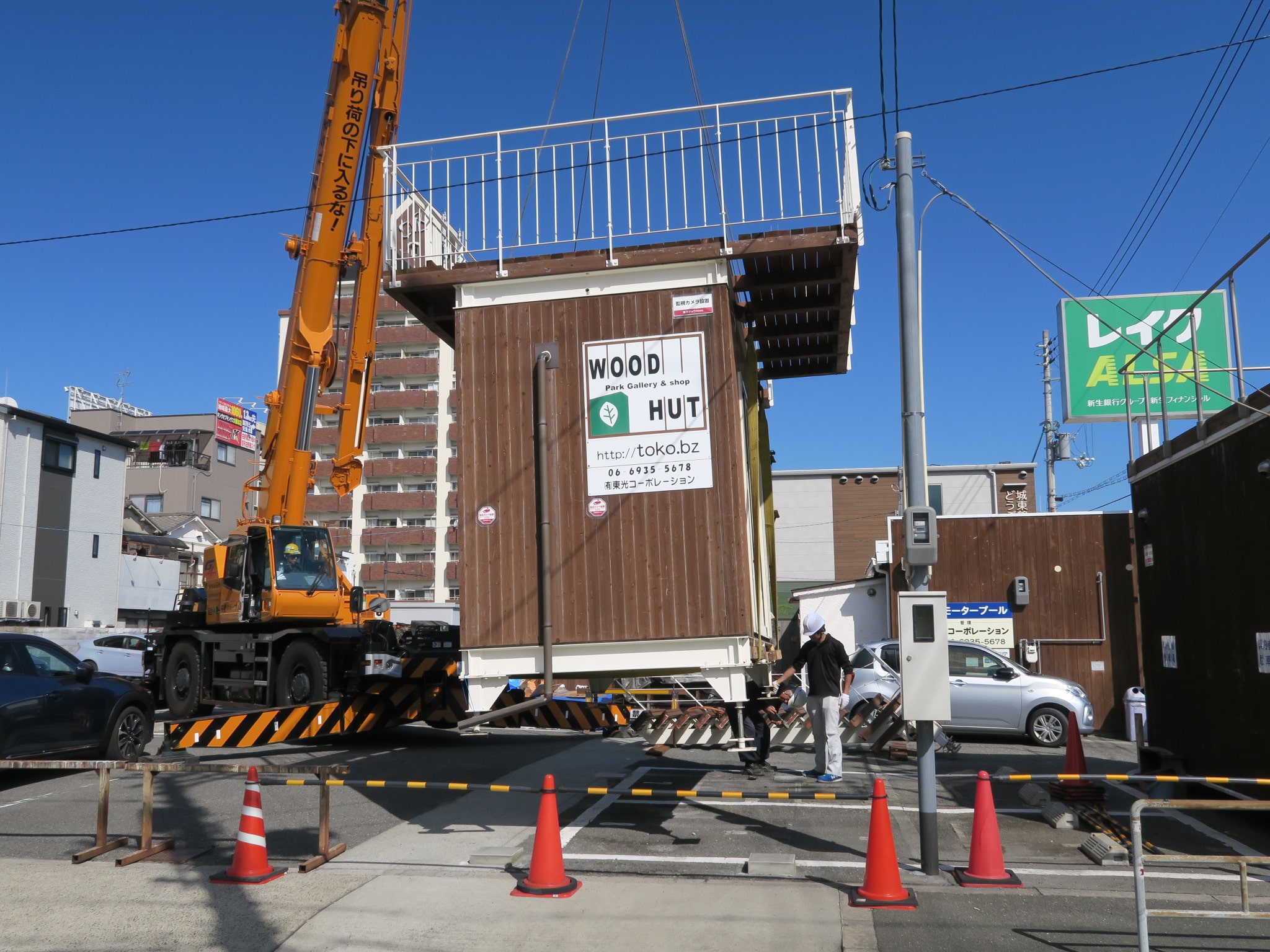 動く小商い×WOOD HUT（小屋）クリエイター